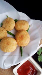 Kachori | Khasta Kachori | Moong Dal Kachori
