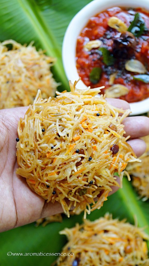 Vermicelli Idli | Instant Semiya Idli Recipe | Steamed Savory Vermicelli Cakes