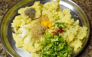 Aloo Paratha | How To Make Aloo Paratha