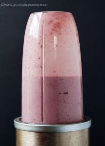 Mixed Berry Smoothie | Mixed Berry Chia Seed Smoothie