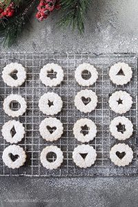 Eggless Linzer Cookies