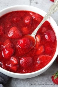 Fresh strawberry sauce