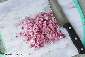 Dice the onion finely