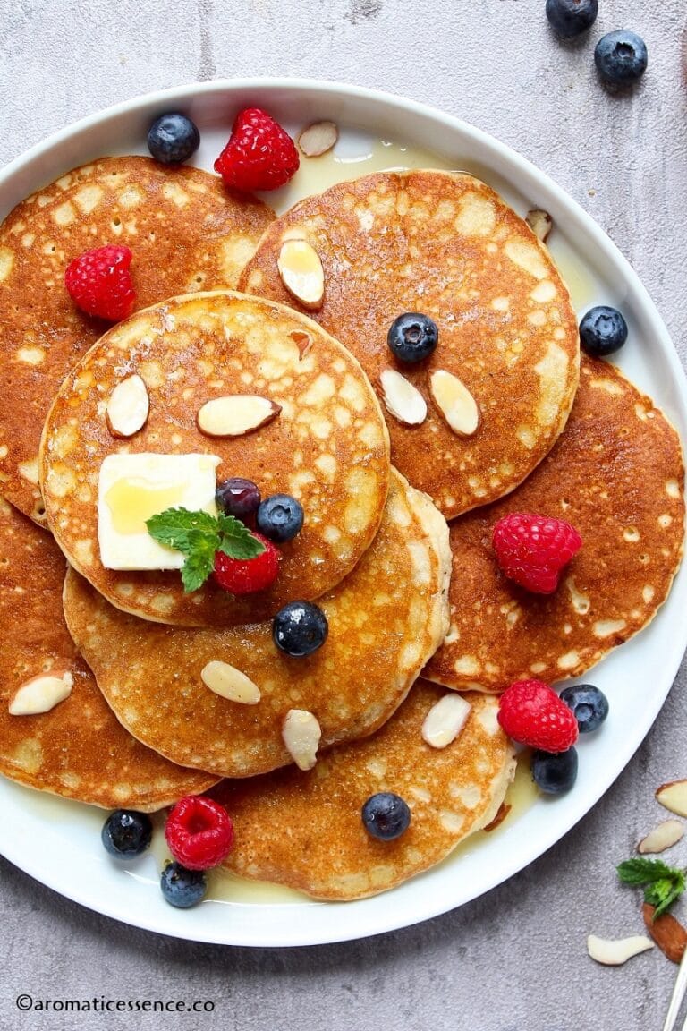 Almond Flour Pancakes Recipe [Video] - Aromatic Essence